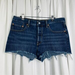 Levi Strauss Co Dark Wash Cut-Off Short Shorts Size 31